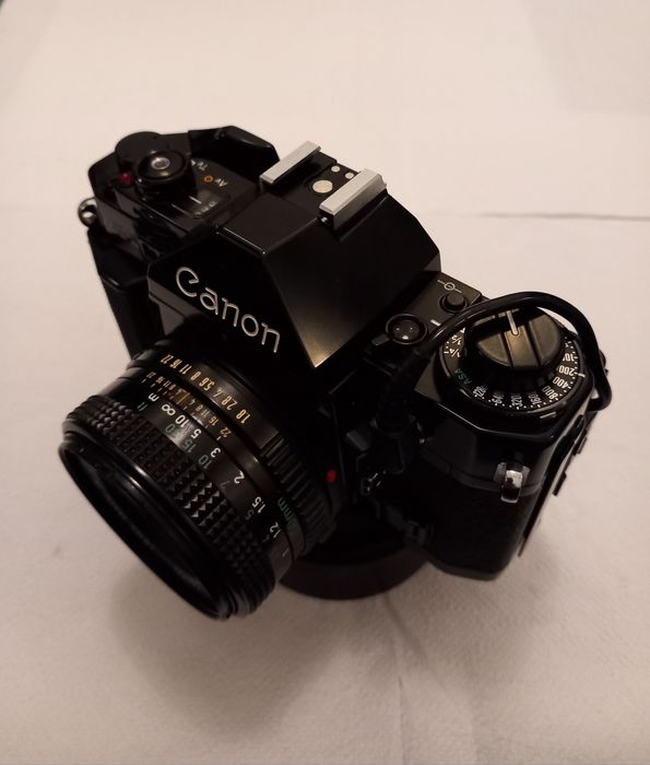 Rezervat_Aparat foto film Canon A1 + obiectiv Canon FD 50mm f/1.8