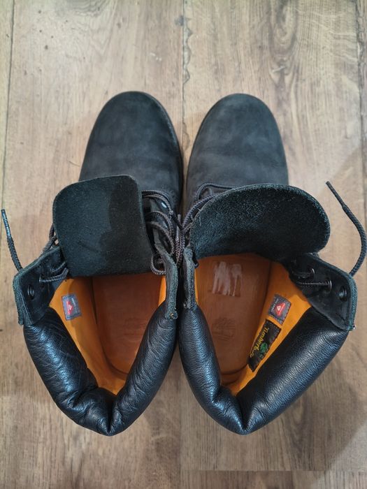 Black timberland's