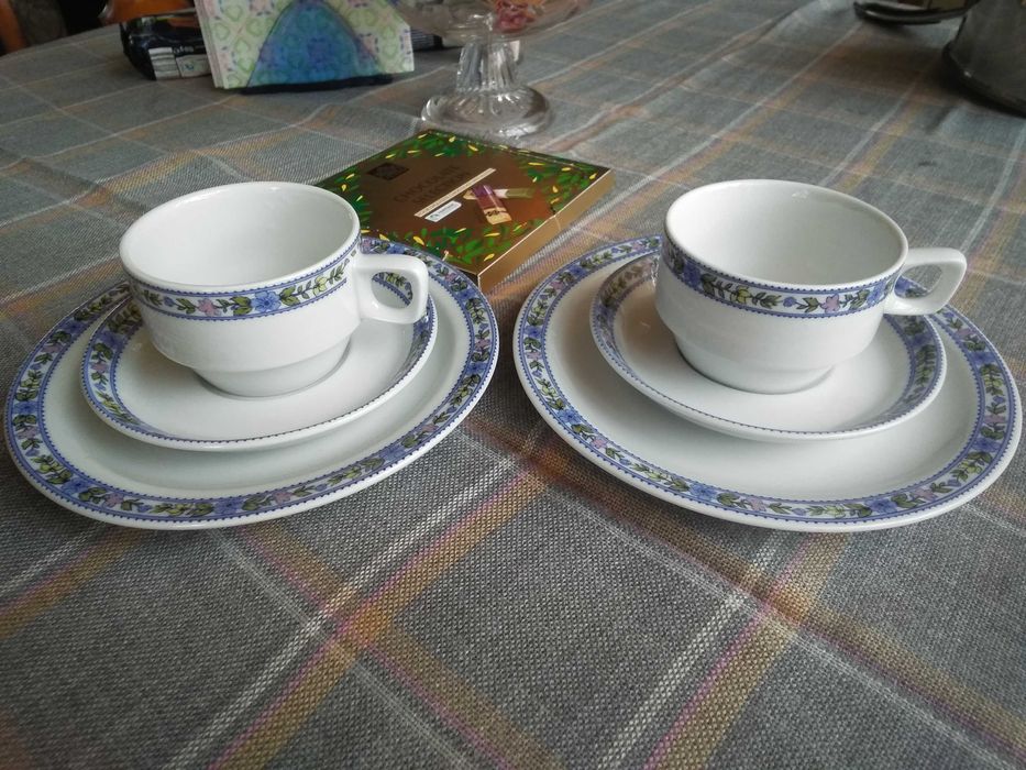 троен сет за кафенцето и сладкиша - 15 лв. /7,67€ за бр.