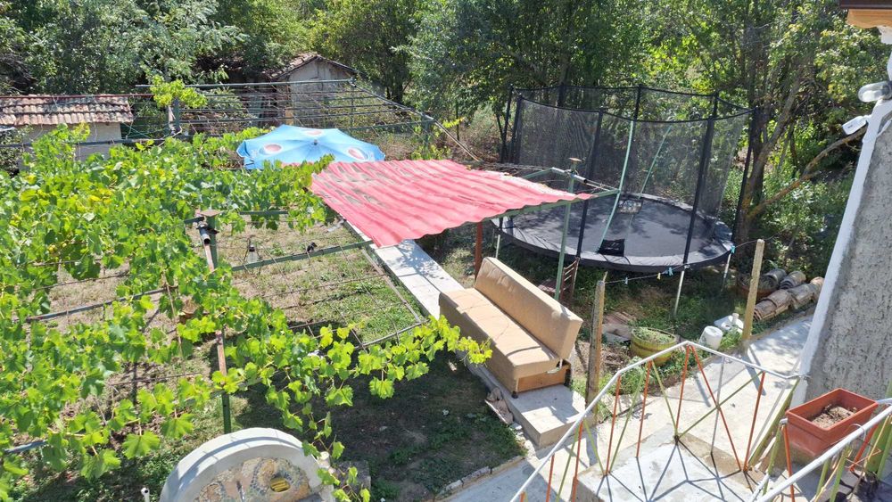 Къща във Владимирово