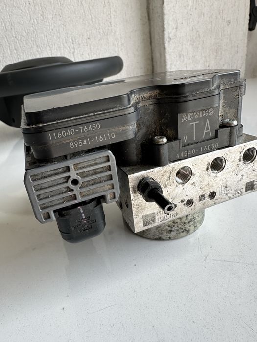 ABS модул Toyota Corolla Cross 20-24г