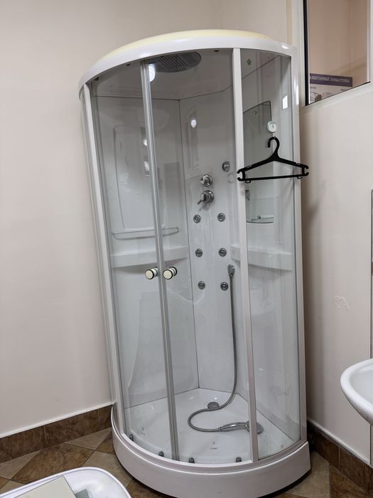 Продам душевую кабину