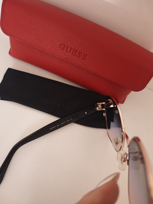 Слънчеви очила guess