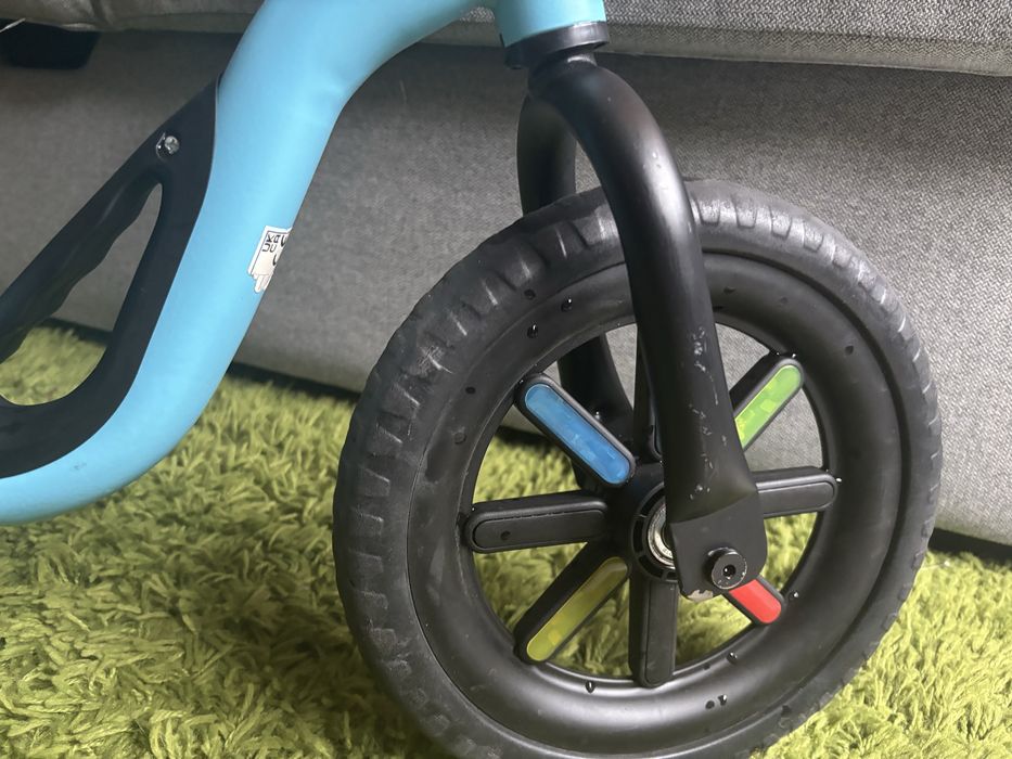 Баланс колело Chillafish - Charlie Glow - светещо!