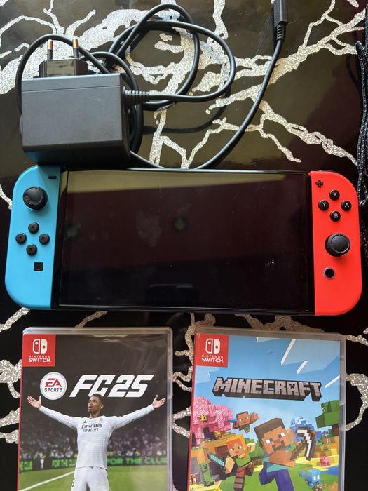 Nintendo Switch+ 2 игри