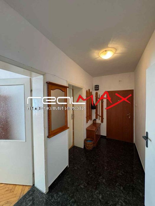 Продава се Тристаен апартамент в Казанлък - 84 кв.м за 1250 €/кв.м - Снимка #9