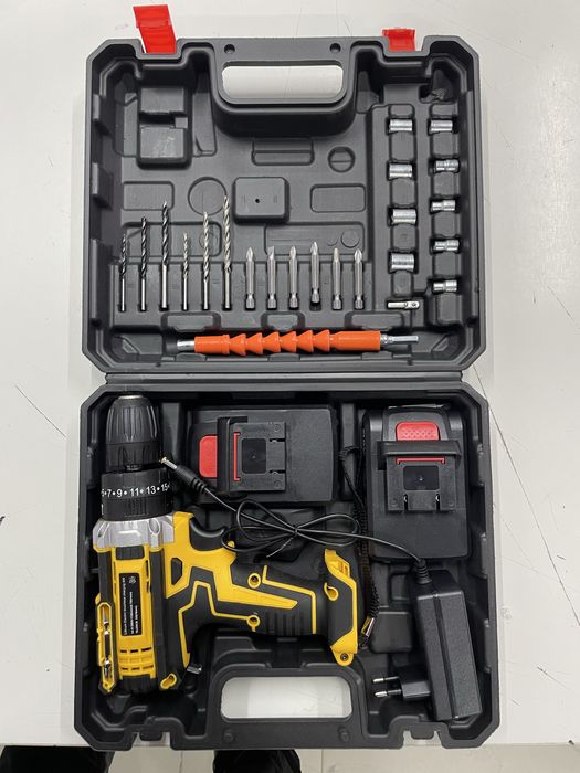 Аккуммуляторный шуруповерт  DeWalt