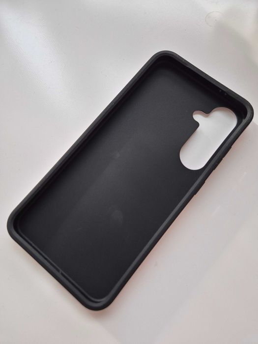 Чисто нов Кейс за Samsung Galaxy S24 plus