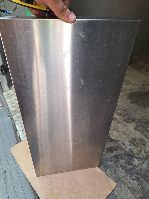 Tăvi de inox alimentar