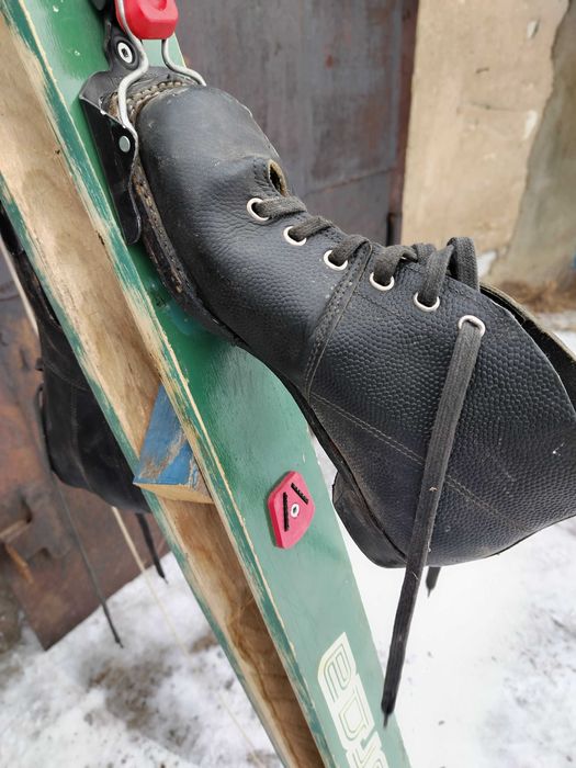 Лыжи лесные широкие.