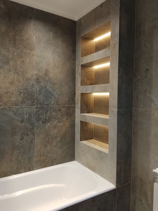 Профессионально укладываю плитку любой сложности.