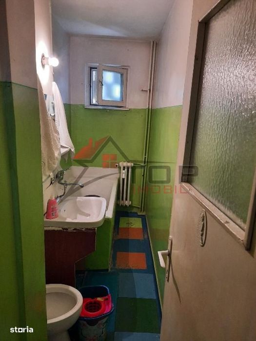 Etaj 1 - Alexandru Familial, 2 camere model cu geam la baie, liber