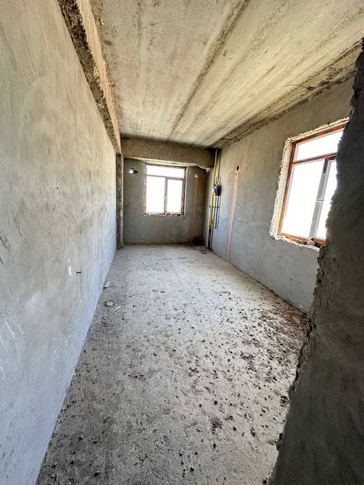 3xonalik kvartira 7qavatda sotiladi saharnaya bolnitsa
3 хонали 7 етаж