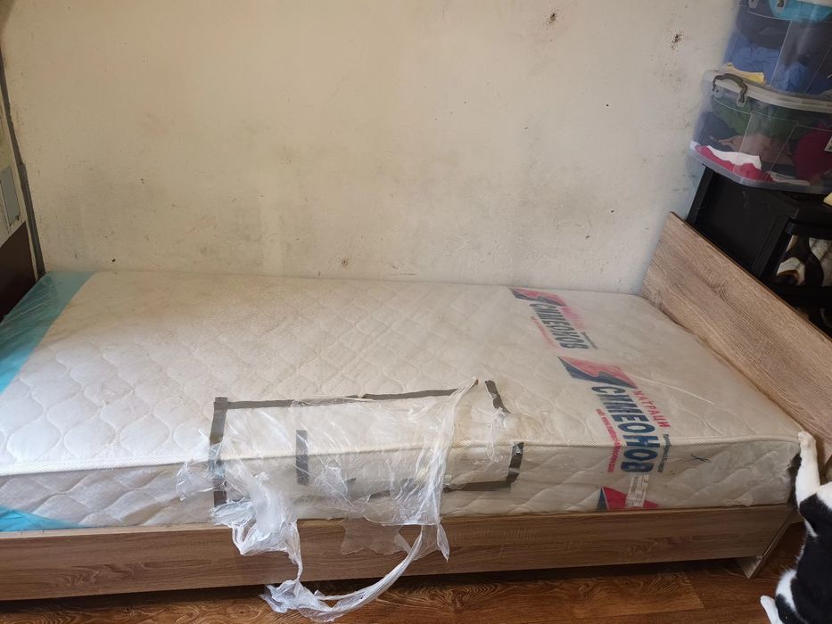 Легло единично с нов матрак