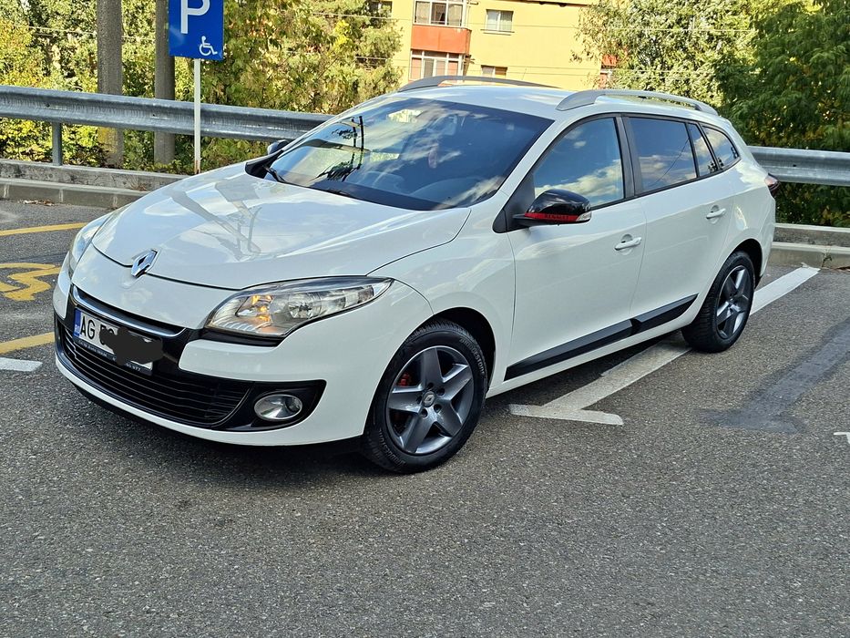 RENAULT Megane 2013 — imagine 2