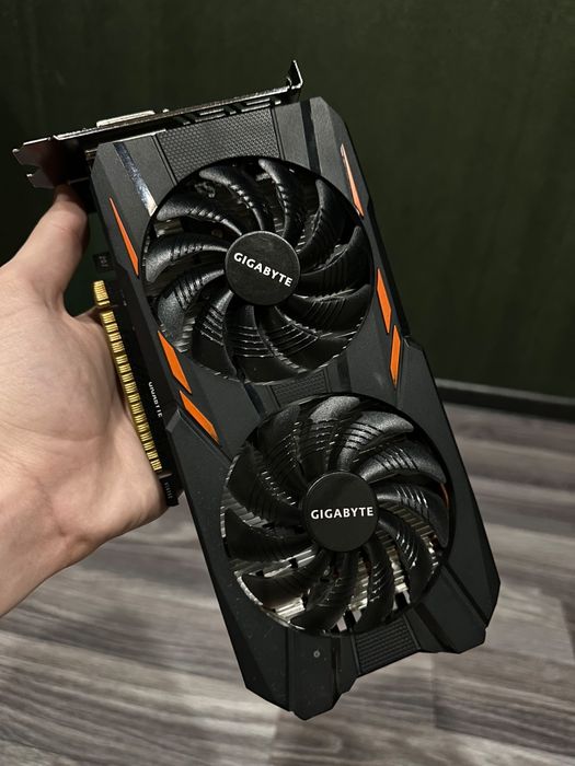 видеокарта gigabyte 1050Ti 4gb