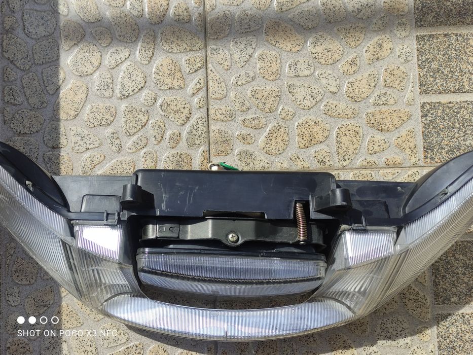 Фар за Honda Golgwing 1500