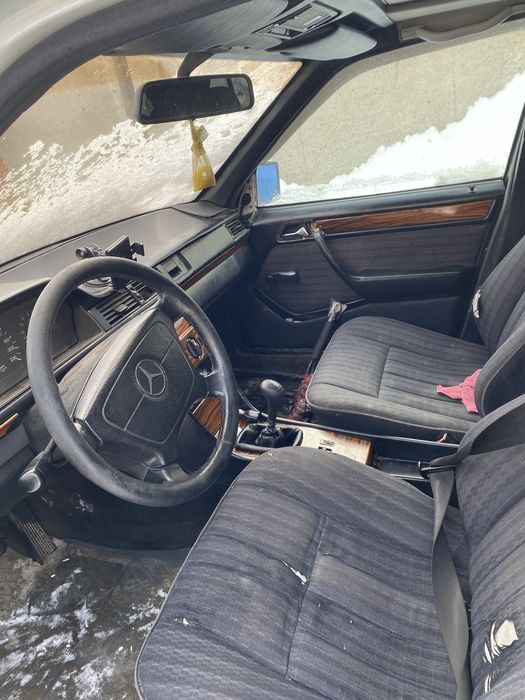 Продам мерседес 124