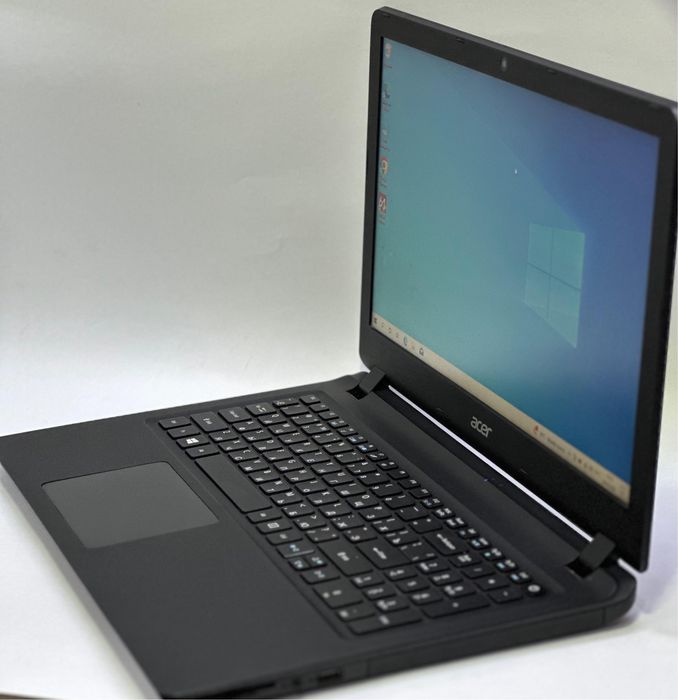Ноутбук Acer Aspire ES1-533