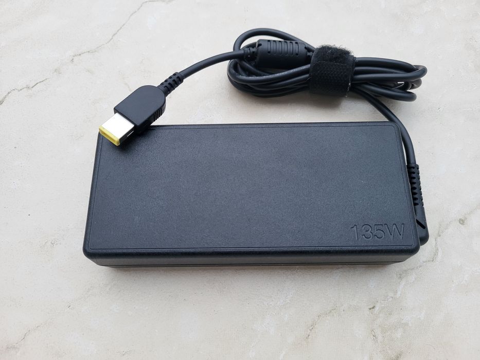 Alimentator Lenovo 135W 20V 6,75A mufa USB-smart
