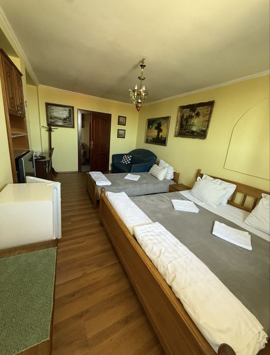 Ofer cazare pentru echipe de muncitori.