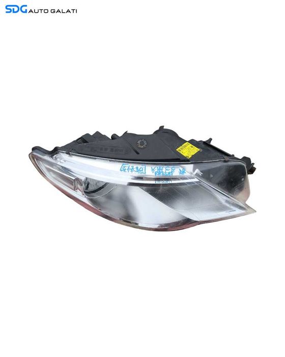 Far Dreapta FARA Xenon Volkswagen Passat CC 2008 - 2012 Cod 3C8941006D 0301239602 (Ureche Inferioara Reparata) [L1790]