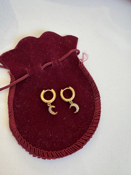 24-каратови позлатени обеци с цирконии