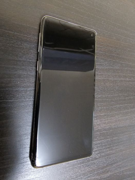 Продам Samsung s10