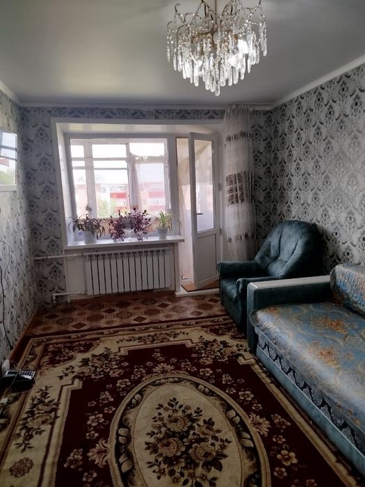 Продаётся трёх комнатная квартира по ул Абая 70