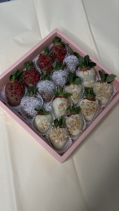 Клубника в шоколаде 720тг