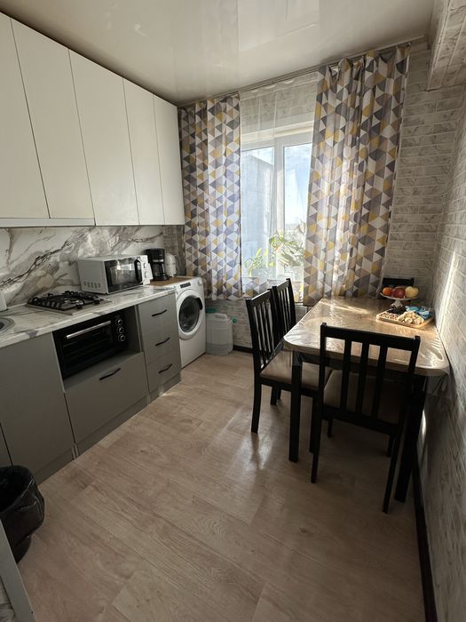 Продам 2 комнатная квартира