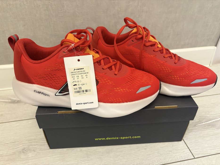 Продам новые кросовки!