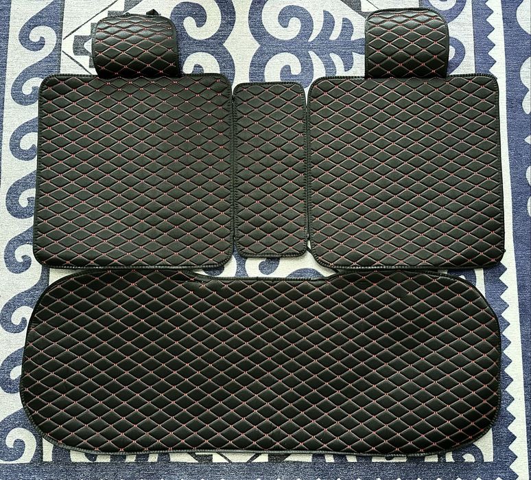 Продам универсальный чехол для машины