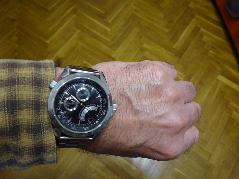 calvaneo watch complication 1583 quartz