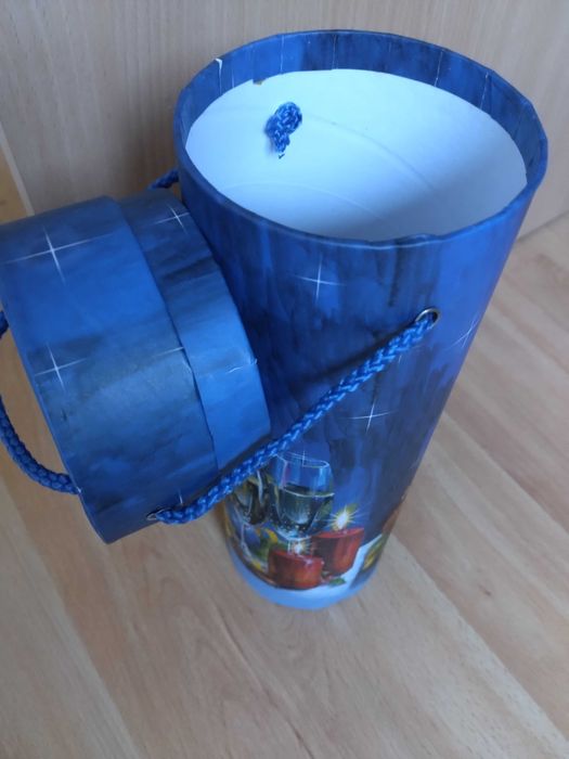 Коледна кутия за бутилка