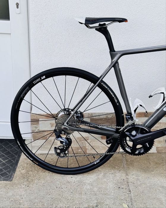 Cursiera CARBON Canyon Ultimate CF SL RO51, ULTEGRA R8100,hidraulice,stare excepțională