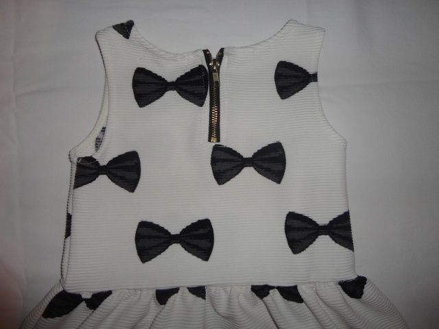 Страхотна рокля на"Н&М"-7-8год.