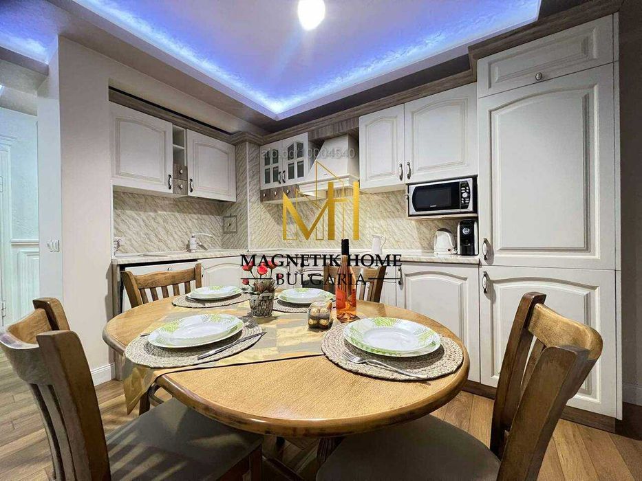 Дава се под наем Тристаен апартамент в Бургас, Център - 100 кв.м за 1224 € - Снимка #10