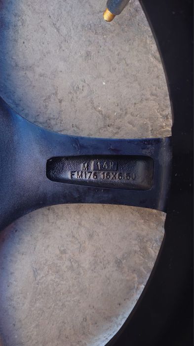 Продам литые диски