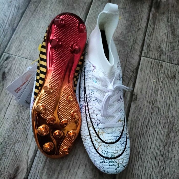 Обувь  для  для футбола