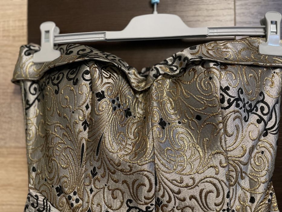 Rochie se seara ,material deosebit