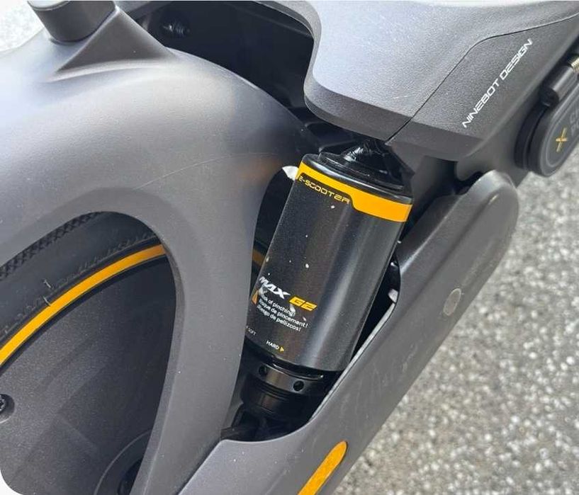 Электросамокат ninebot max g2 в отличном состояние