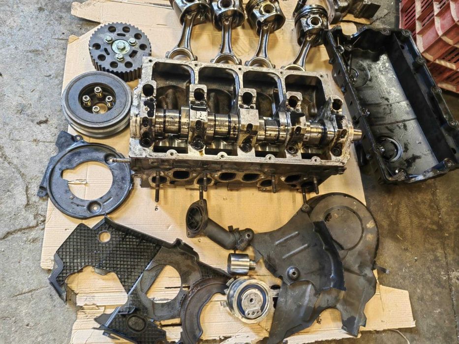 Глава и бутала с биели за 1,9TDI мотор ATD