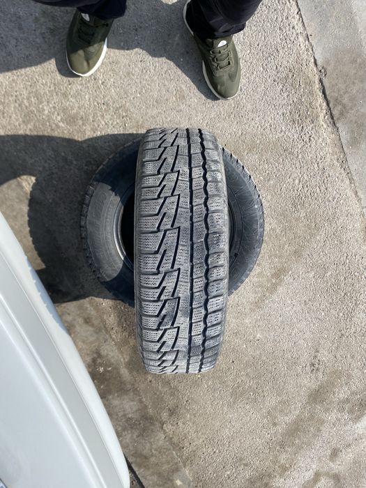 Зимные шины комплект 175/70/13