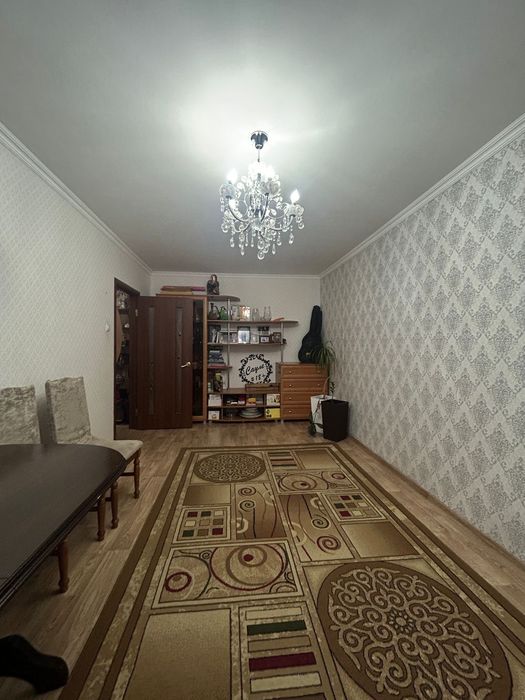 5и комн ,район Кунаева