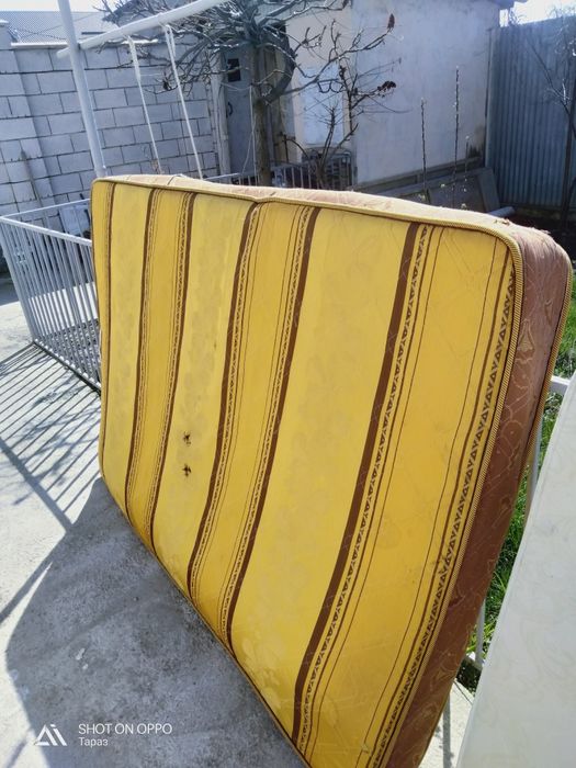 Продам матра 2 шт среднее срс:_