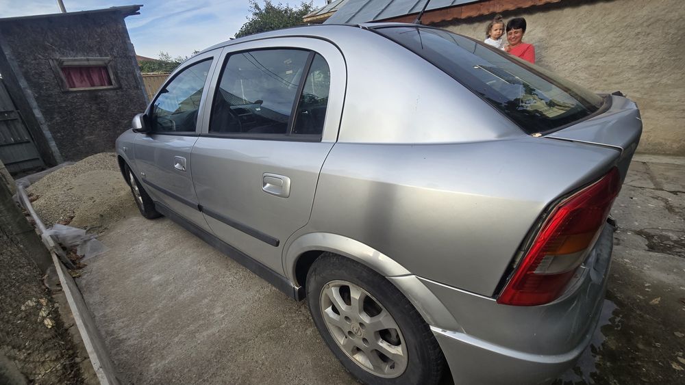 Opel astra G motor 1.6 8v cutie caseta faruri bara capota aripa aripi usi usa oglinda Scaune volan Jante aliaj electromotor alternator stop portbagaj