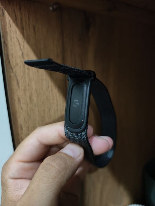 Fitbit air фитнес браслет