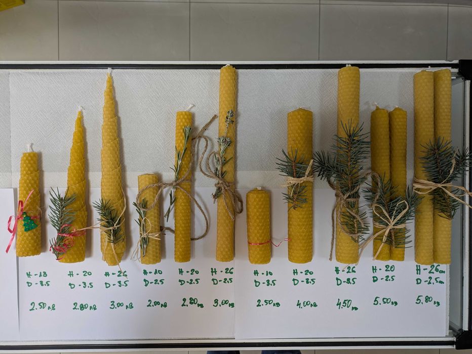 Ръчно изработени восъчни свещи. 100% чист пчелен восък. Ръчно рисувани