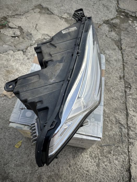 Volvo XC90 - Full Led десен фар